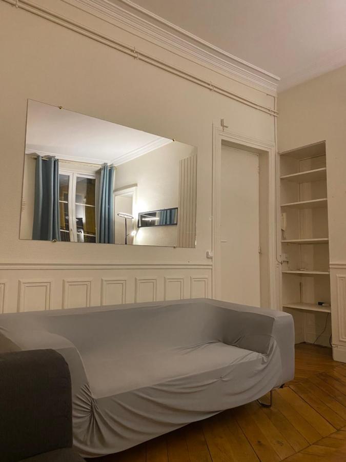 Spacious Apartment Next To Place Vendome Paris Exterior photo